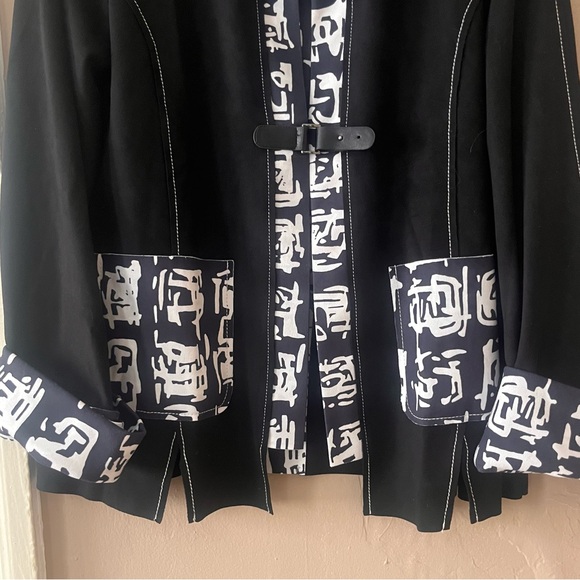 🏷️🆕🎉 totw • black & white soft suede abstract statement jacket - Picture 5 of 16